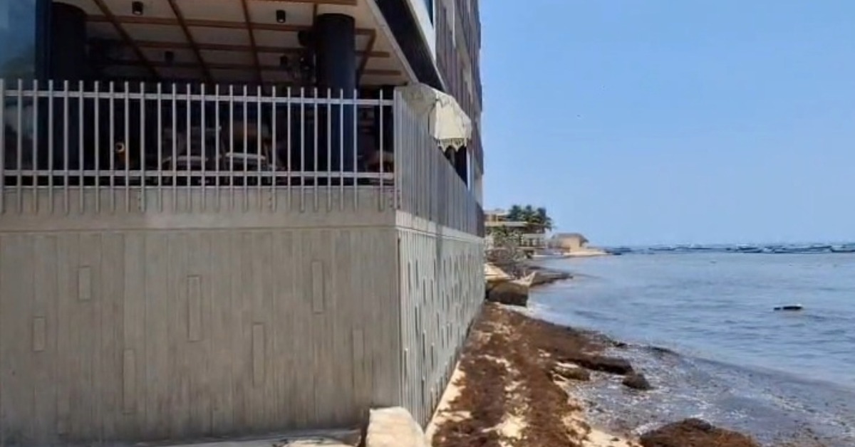 Beach Erosion Closes Playa del Carmen Shore Access