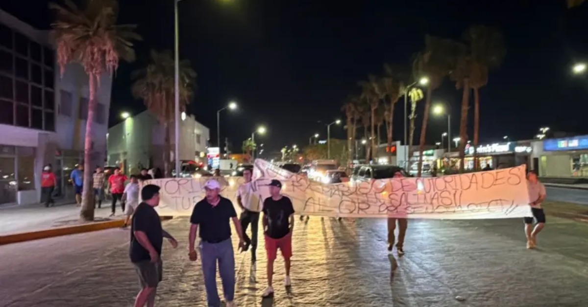 Cabo Tourist Transport Protest Snarls City Streets