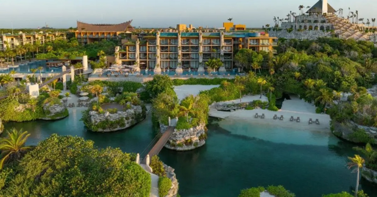 Hotel Xcaret Guest Dies After Collapsing in Resort Pool