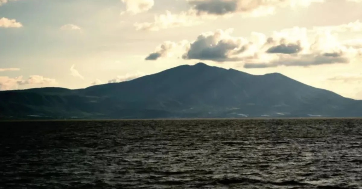 Lake Chapala keeps falling before the rains arrive