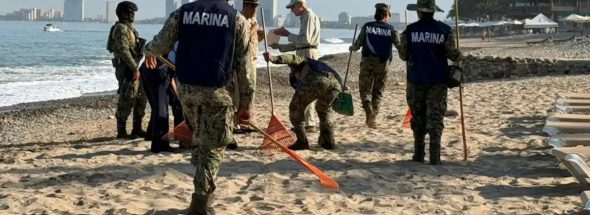 Navy Joins Beach Cleanup Push in Puerto Vallarta