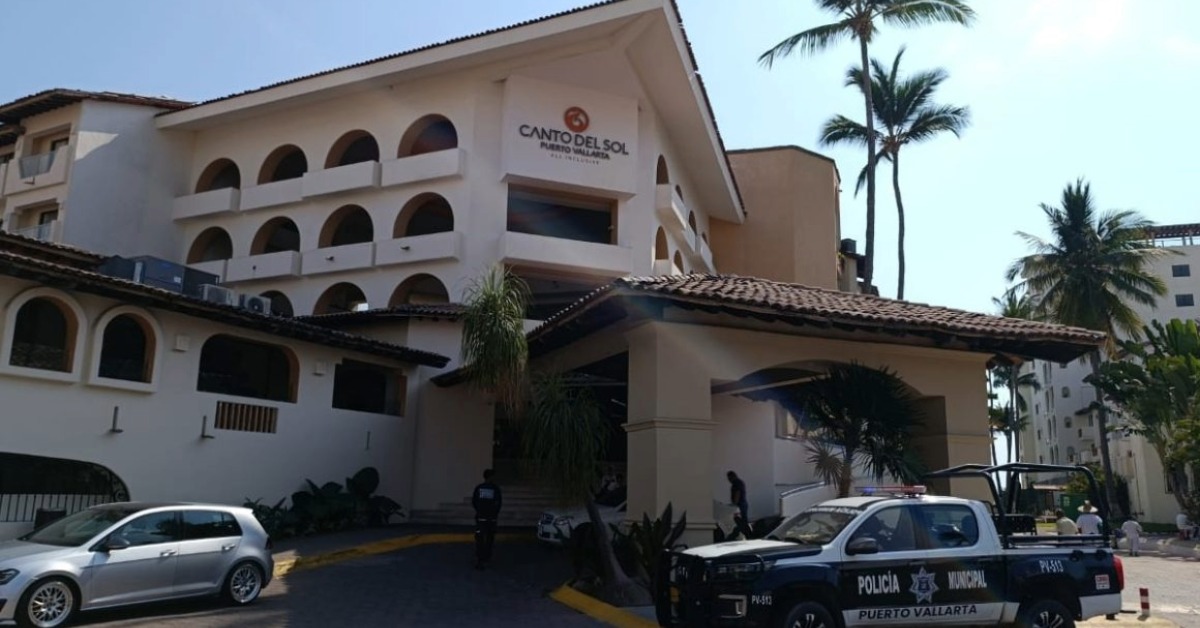 Puerto Vallarta Hotel Fire Leaves Six Treated for Smoke
