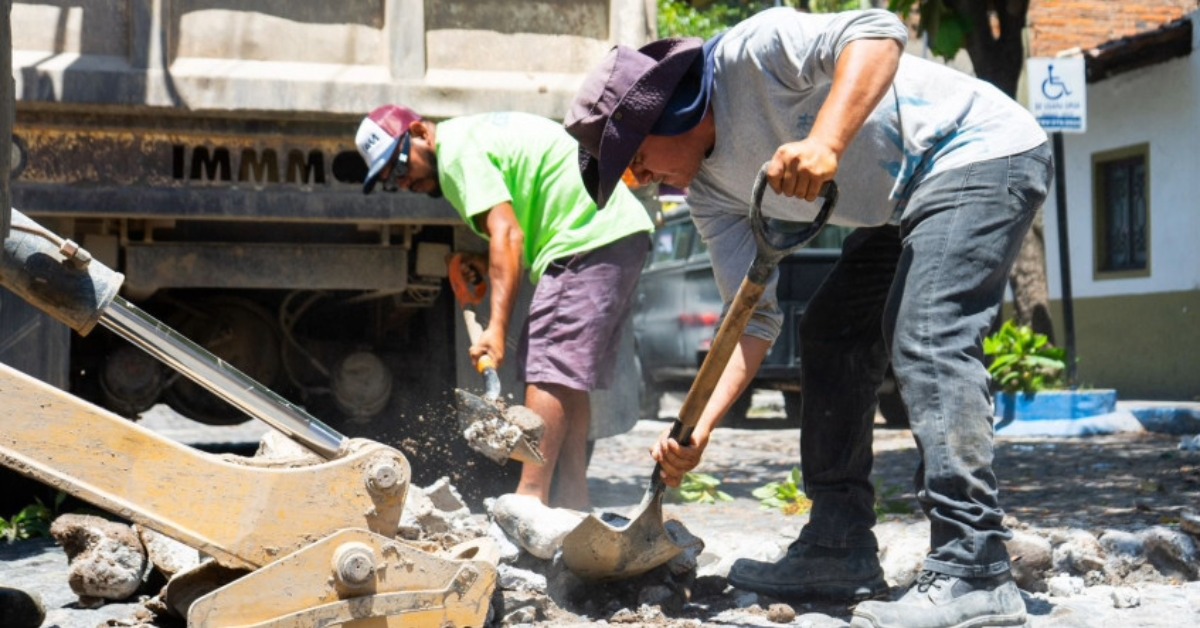 SEAPAL Reports 305 Pipe Repairs in Puerto Vallarta
