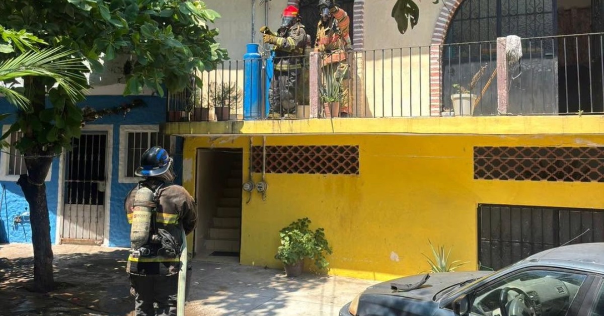Gas Leak in López Mateos Controlled by Firefighters
