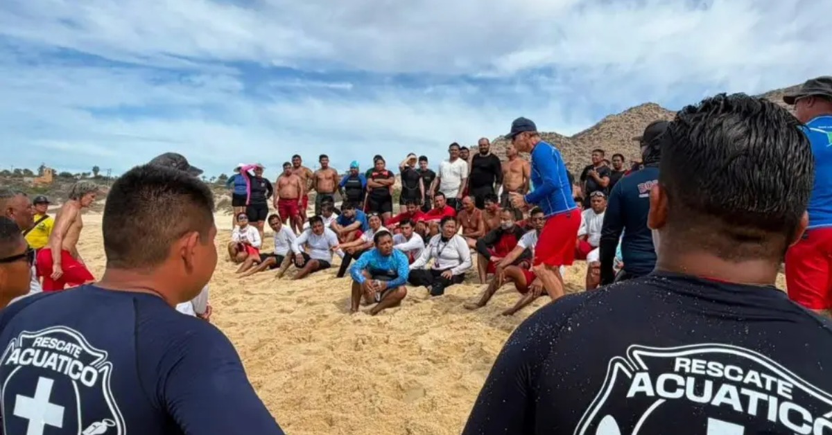 Los Cabos certifies 141 lifeguards after rescue seminar