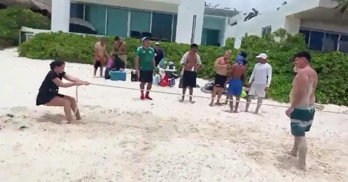 Playacar picnic protest tests public beach access rules