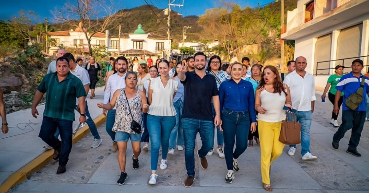 Puerto Vallarta Street Opens After 20 Year Wait