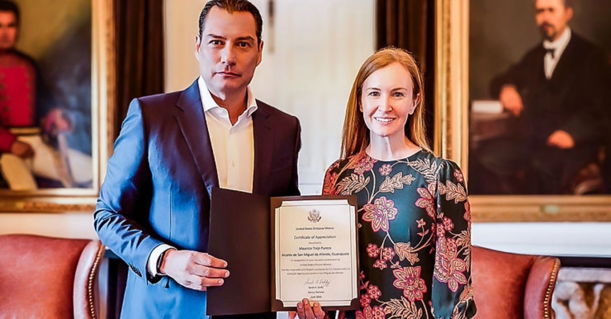 U.S. Embassy Recognizes San Miguel Mayor’s Community Work